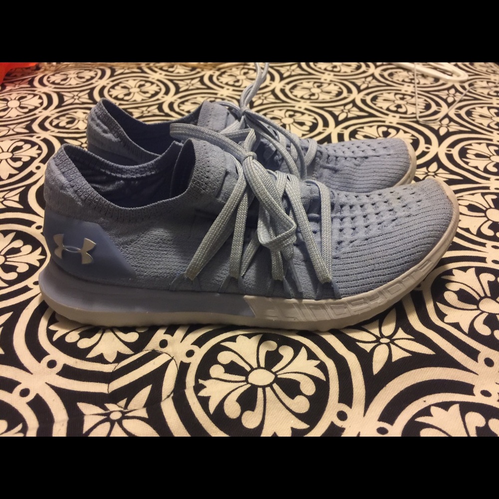 Under Armour Sneakers